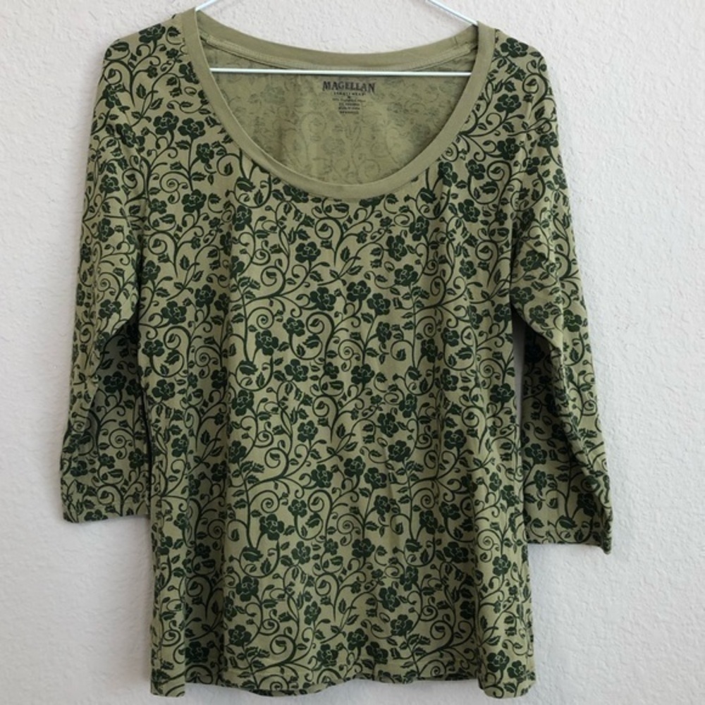 Magellan Top Green Floral Print Long Sleeve Shirt